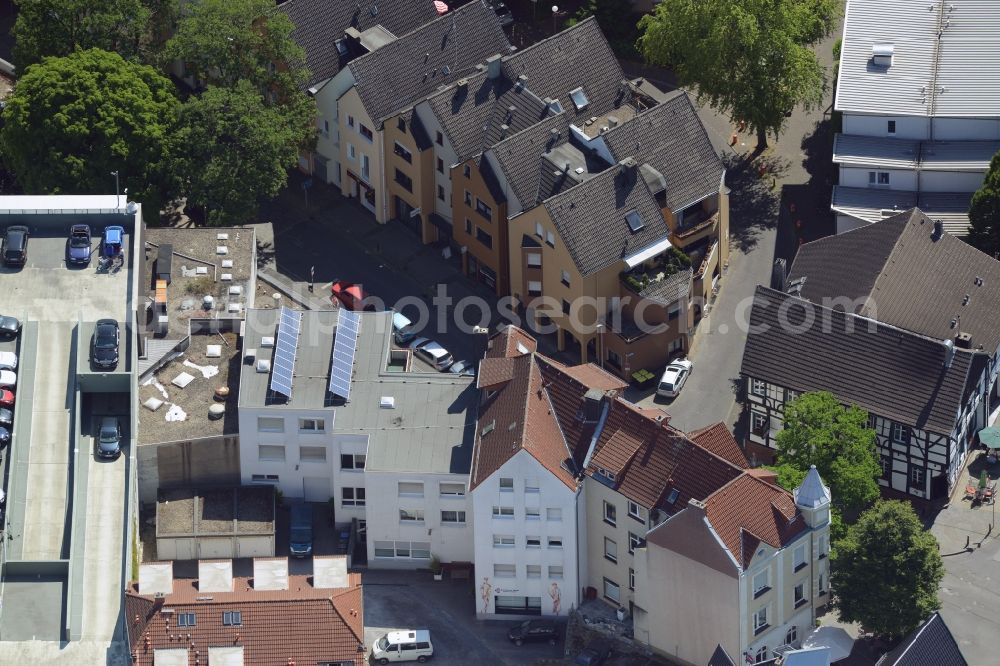 Unna from above - Terraced house of MARKUS GEROLD ENTERPRISE GROUP on Hertingerstrasse in Unna in the state North Rhine-Westphalia