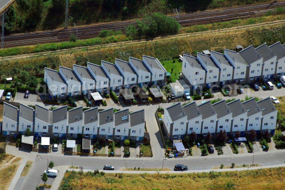 Aerial image BLANKENFELDE - Reihenhaussiedlung im Musikerviertel Süd am Chopinring und Smetanaweg.