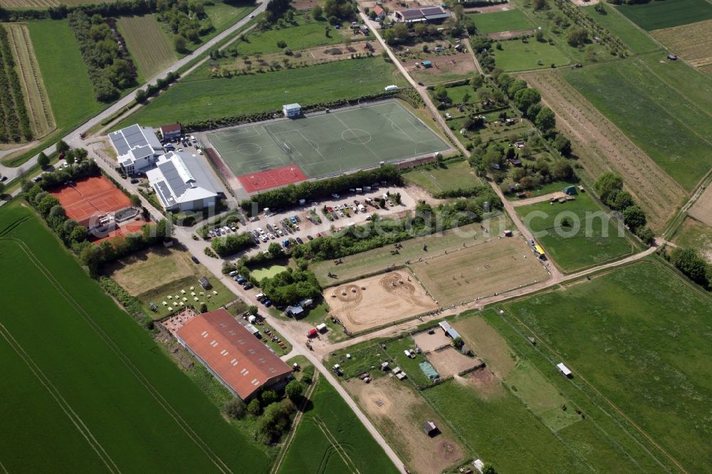 Aerial image Essenheim - Equestrian training ground and tournament training gallery of the Riding and driving club Essenheim in Essenheim in the state Rhineland-Palatinate, Germany