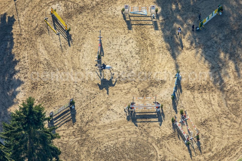 Aerial photograph Siegen - Equestrian training ground and tournament training gallery in Siegen in the state North Rhine-Westphalia, Germany