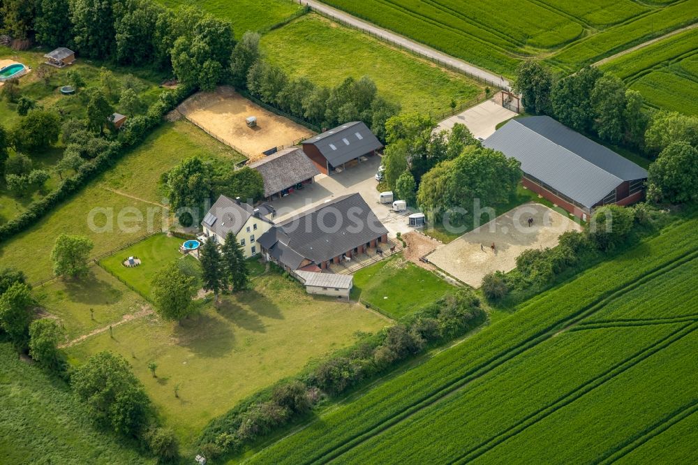 Hamm from above - Building of stables on Oberallener Weg in Hamm in the state North Rhine-Westphalia, Germany