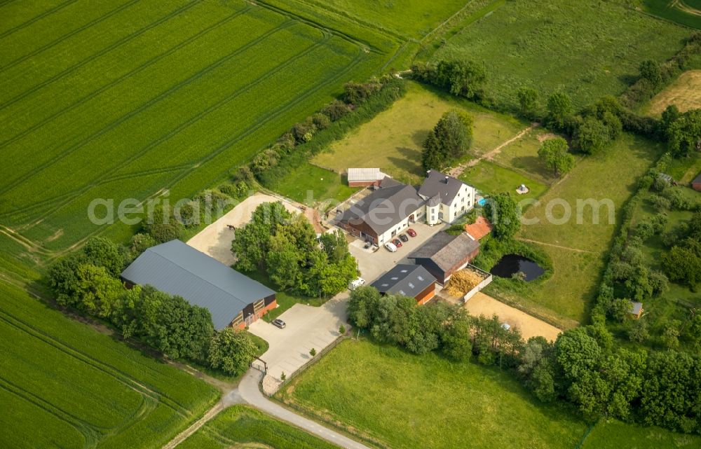 Aerial image Hamm - Building of stables on Oberallener Weg in Hamm in the state North Rhine-Westphalia, Germany