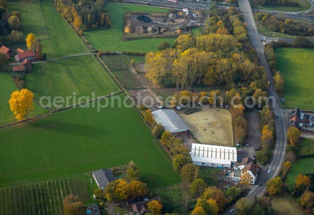 Aerial photograph Gladbeck - Building of stables of Reiterverein Gladbeck e.V. in Gladbeck in the state North Rhine-Westphalia, Germany