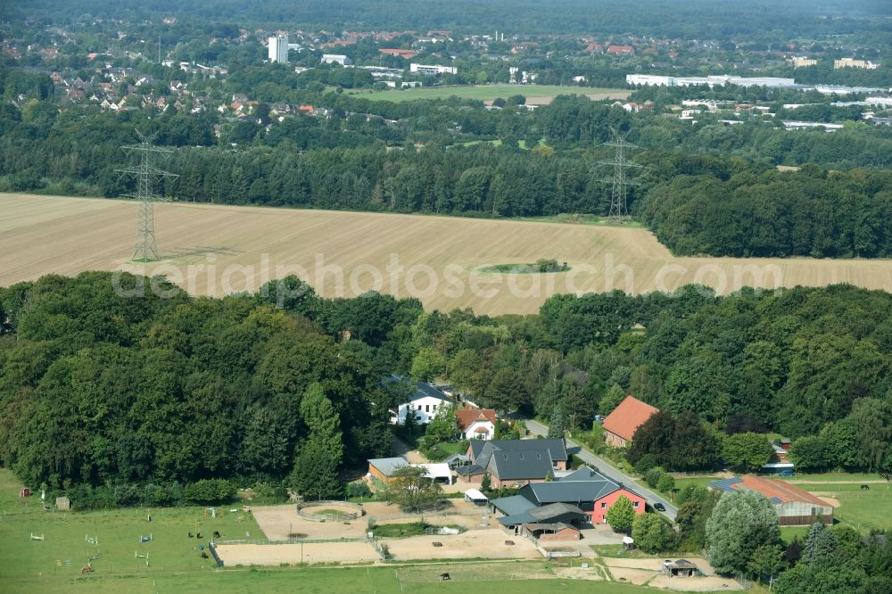 Aerial image Müssen - Building of stables at the street Louisenhof in Muessen in the state Schleswig-Holstein