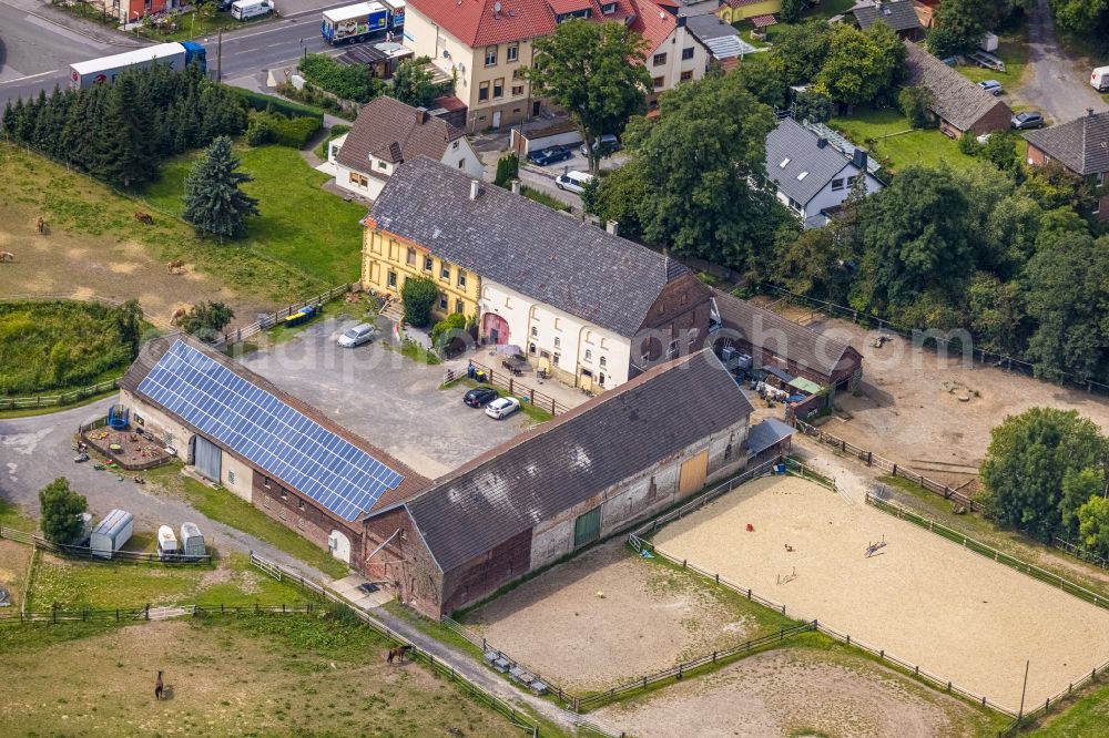 Aerial image Strickherdicke - Building of stables in Strickherdicke in the state North Rhine-Westphalia, Germany