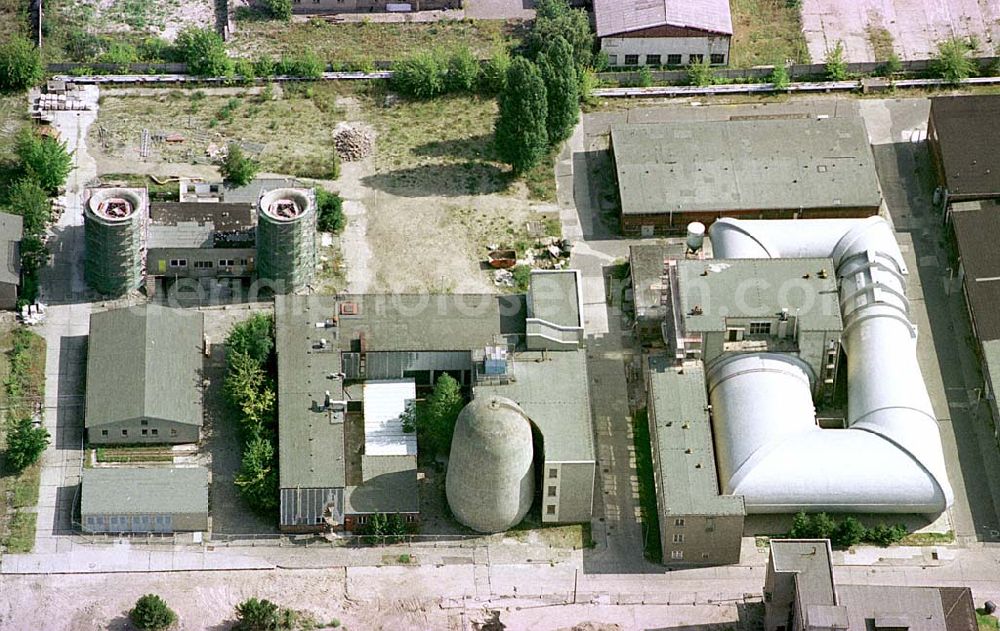 Berlin-Adlershof from the bird's eye view: Rekonstruierte Luftfahrtforschungsstätte am ehem. Flugplatz Johannisthal auf dem Forschungs- und Gewerbeentwicklungsgebiet WISTAS in Berlin-Adlershof an der Rudower Chaussee.