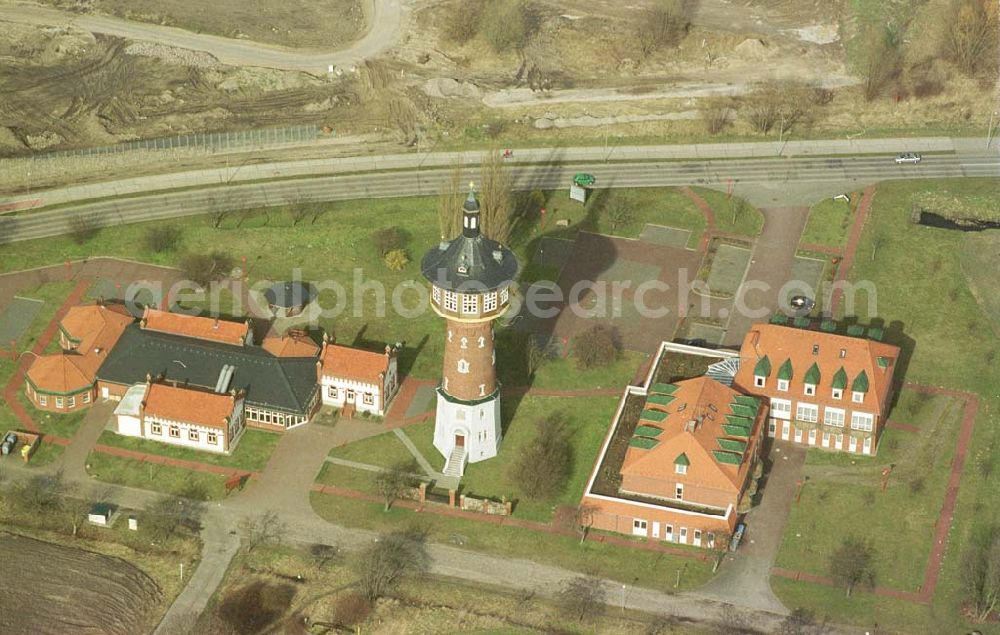 Aerial image Schwedt / Oder - Rekonstruierter Wasserturm mit Hotelkomplex in Schwedt - Süd.