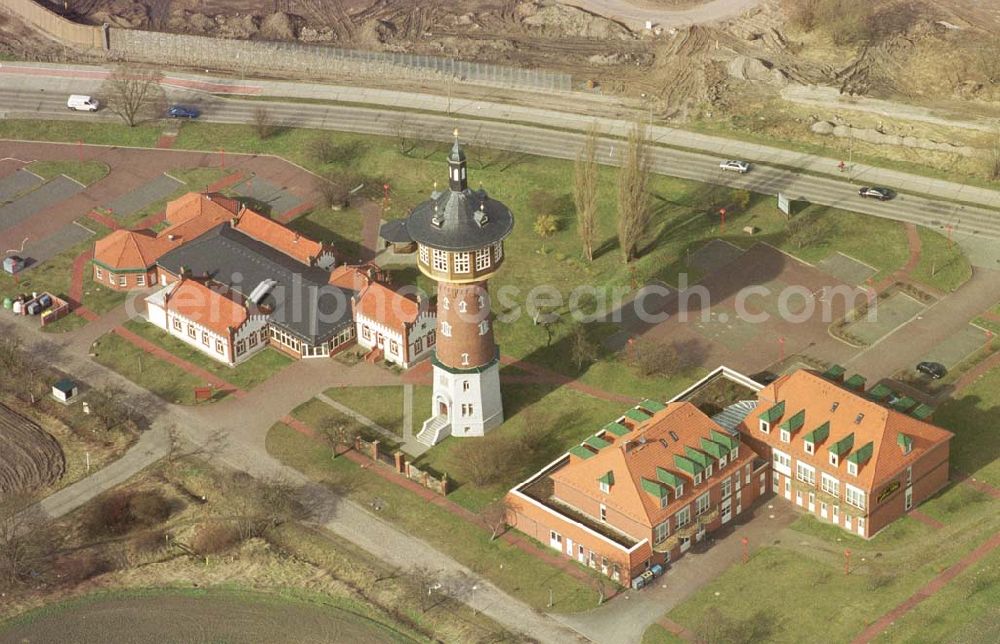 Aerial image Schwedt / Oder - Rekonstruierter Wasserturm mit Hotelkomplex in Schwedt - Süd. 11.03.02