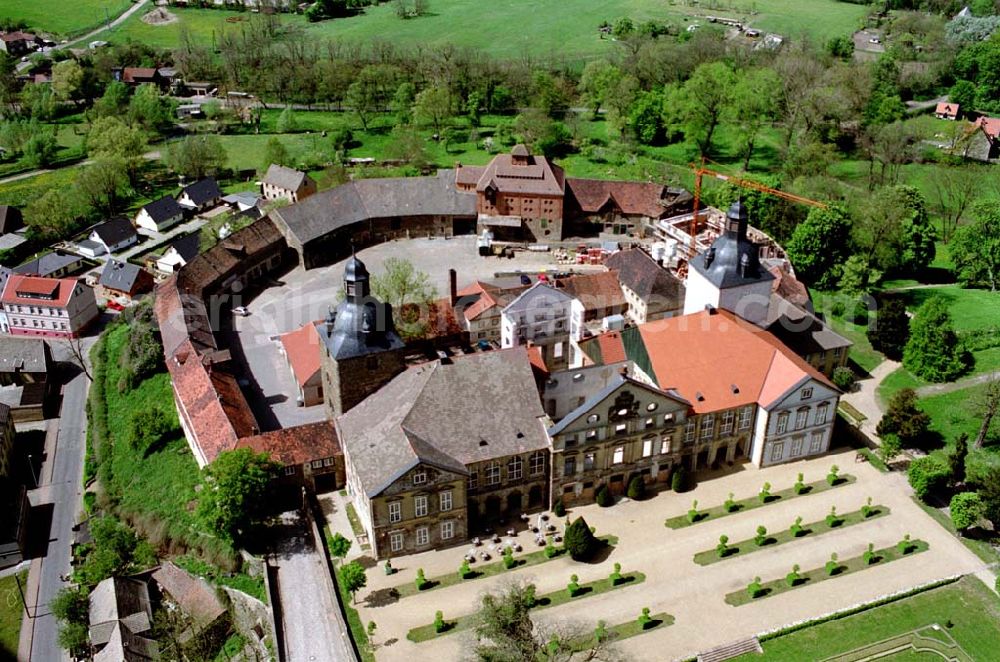 Aerial image Hundisburg/Sachsen-Anhalt - Rekonstruktion der Hundisburg südlich von Haldensleben in Sachsen-Anhalt Museum Haldensleben Breiter Gang 1, 39340 Haldensleben Telefon (0 39 04) 27 10 , Fax (0 39 04) 27 10 museumhaldensleben@t-online.de