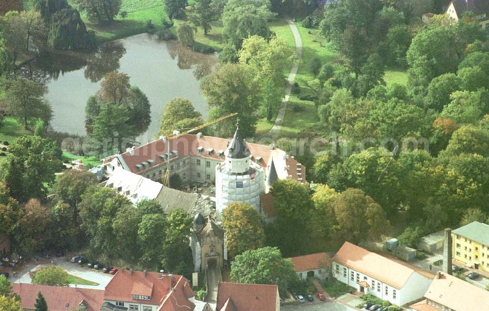 Aerial photograph Wiesenburg / BRB - Rekonstruktion des Schloß Wiesenburg in Wiesenburg (westl. von Belzig) in Brandenburg