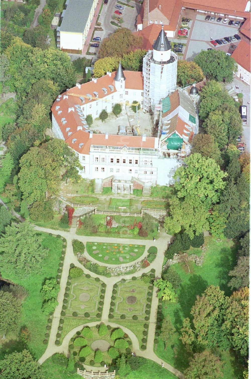 Wiesenburg / BRB from above - Rekonstruktion des Schloß Wiesenburg in Wiesenburg (westl. von Belzig) in Brandenburg