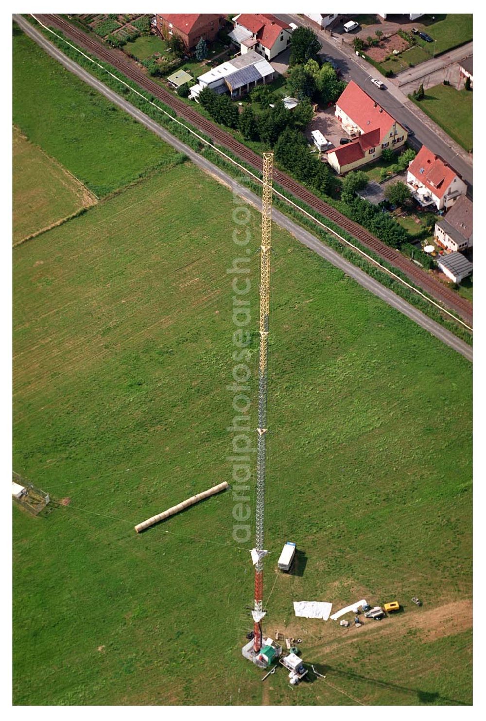 Aerial image Sambach/ Rheinland-Pfalz - Blick auf die Rekonstruktionsarbeiten am Sendemast Sambach (Sandstrahlarbeiten Firma Werner Diener GmbH & Co)