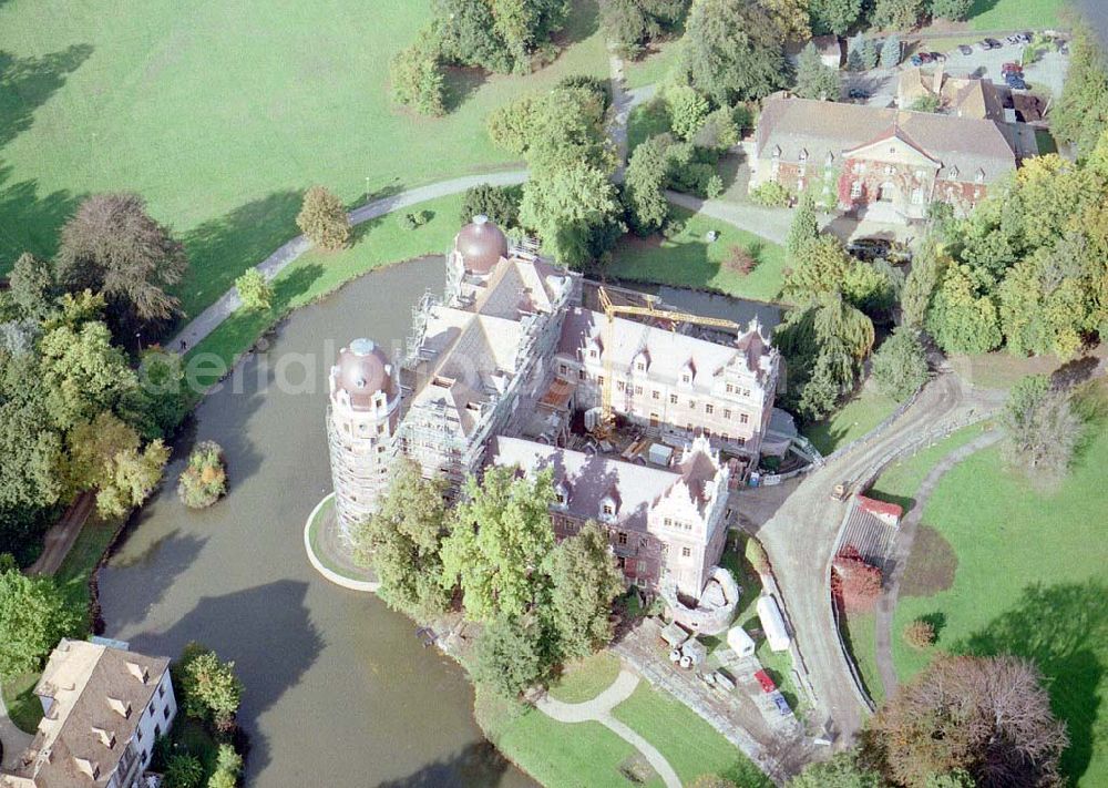 Bad Muskau from above - Rekonstruktionsarbeiten am Neuen Schloß in Bad Muskau / Lausitz - Brandenburg.