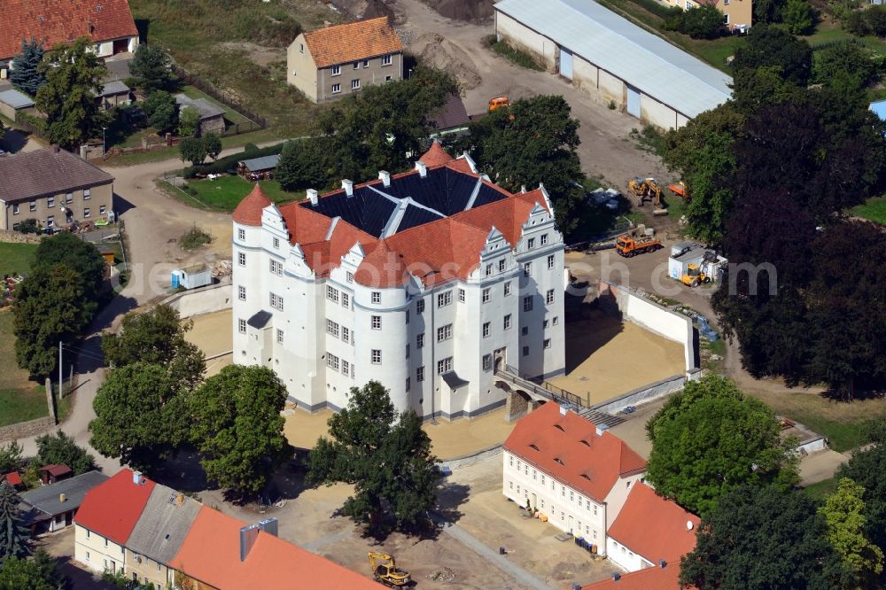 Großkmehlen from the bird's eye view: View of 16th century renaissance castle Grosskmehlen in the state Brandenburg. The moated castle was renovated and refurbished by the Brandenburgische Schloesser GmbH