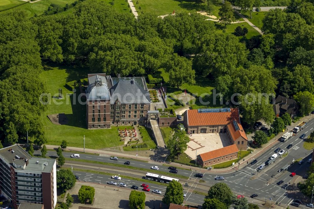 Aerial photograph Gelsenkirchen - Renaissance castle Horst in Gelsenkirchen in North Rhine-Westphalia