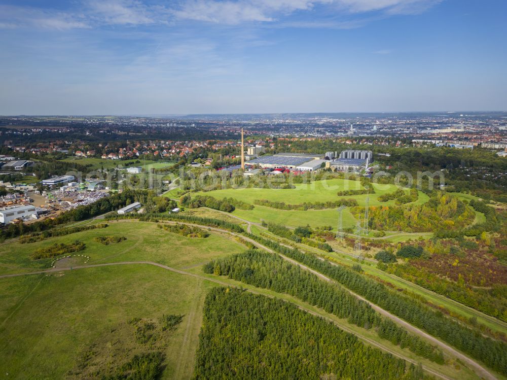 Dresden from above - Greened and sealed areas on the site of the landfill site Kaitzer Hoehe on street Cunnersdorfer Strasse in the district Coschuetz in Dresden in the state Saxony, Germany