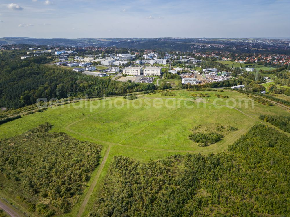 Dresden from the bird's eye view: Greened and sealed areas on the site of the landfill site Kaitzer Hoehe on street Cunnersdorfer Strasse in the district Coschuetz in Dresden in the state Saxony, Germany