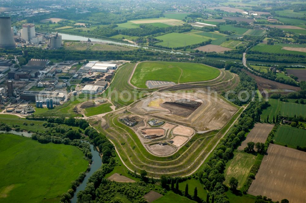 Aerial image Waltrop - Rehabilitation and renaturation work on the layers of a mining waste dump on Trianel Kraftwerk on street Oberlippe in Waltrop in the state North Rhine-Westphalia, Germany