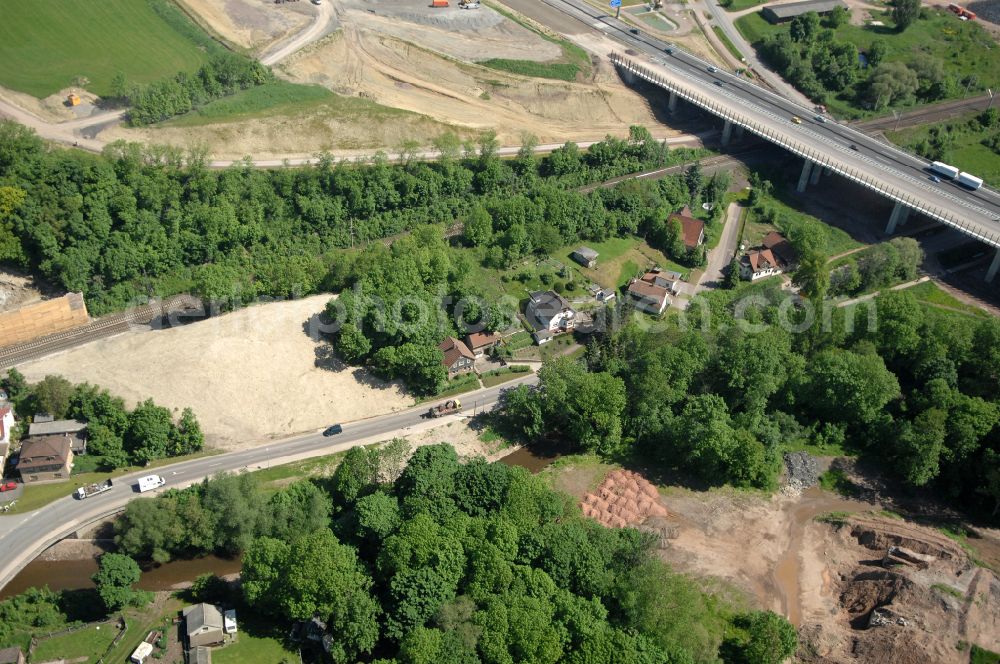 Wutha-Farnroda from the bird's eye view: Dismantling and renaturation of the old lanes of the motorway route and the route of the BAB A4 over the Hoerselberge on the L3007 road in Wutha-Farnroda in the Thuringian Forest in the state of Thuringia, Germany