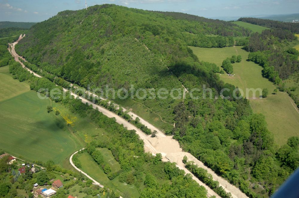 Aerial photograph Wutha-Farnroda - Dismantling and renaturation of the old lanes of the motorway route and the route of the BAB A4 over the Hoerselberge on the L3007 road in Wutha-Farnroda in the Thuringian Forest in the state of Thuringia, Germany