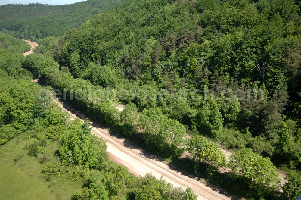 Aerial photograph Wutha-Farnroda - Dismantling and renaturation of the old lanes of the motorway route and the route of the BAB A4 over the Hoerselberge on the L3007 road in Wutha-Farnroda in the Thuringian Forest in the state of Thuringia, Germany