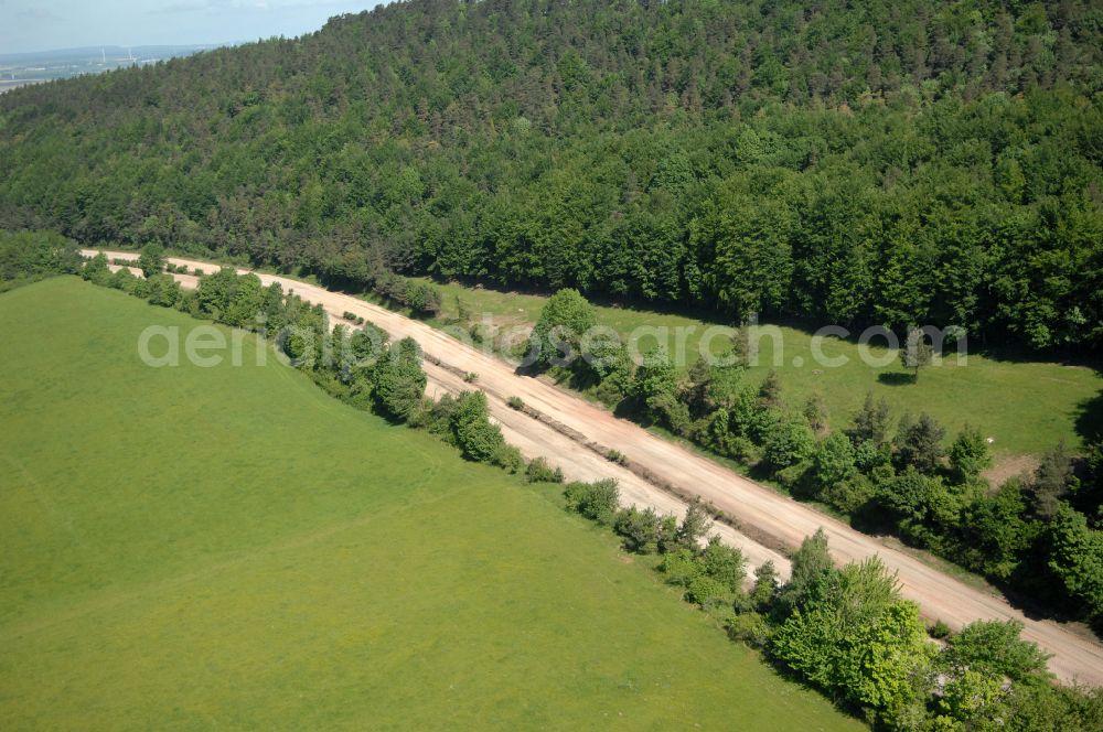 Aerial photograph Wutha-Farnroda - Dismantling and renaturation of the old lanes of the motorway route and the route of the BAB A4 over the Hoerselberge on the L3007 road in Wutha-Farnroda in the Thuringian Forest in the state of Thuringia, Germany