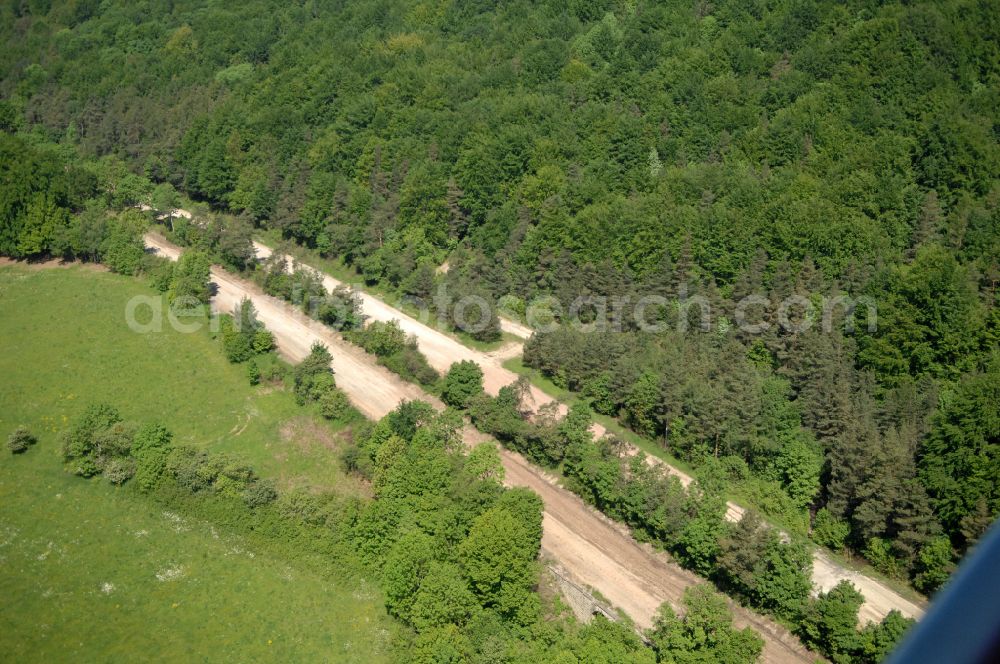 Aerial image Wutha-Farnroda - Dismantling and renaturation of the old lanes of the motorway route and the route of the BAB A4 over the Hoerselberge on the L3007 road in Wutha-Farnroda in the Thuringian Forest in the state of Thuringia, Germany