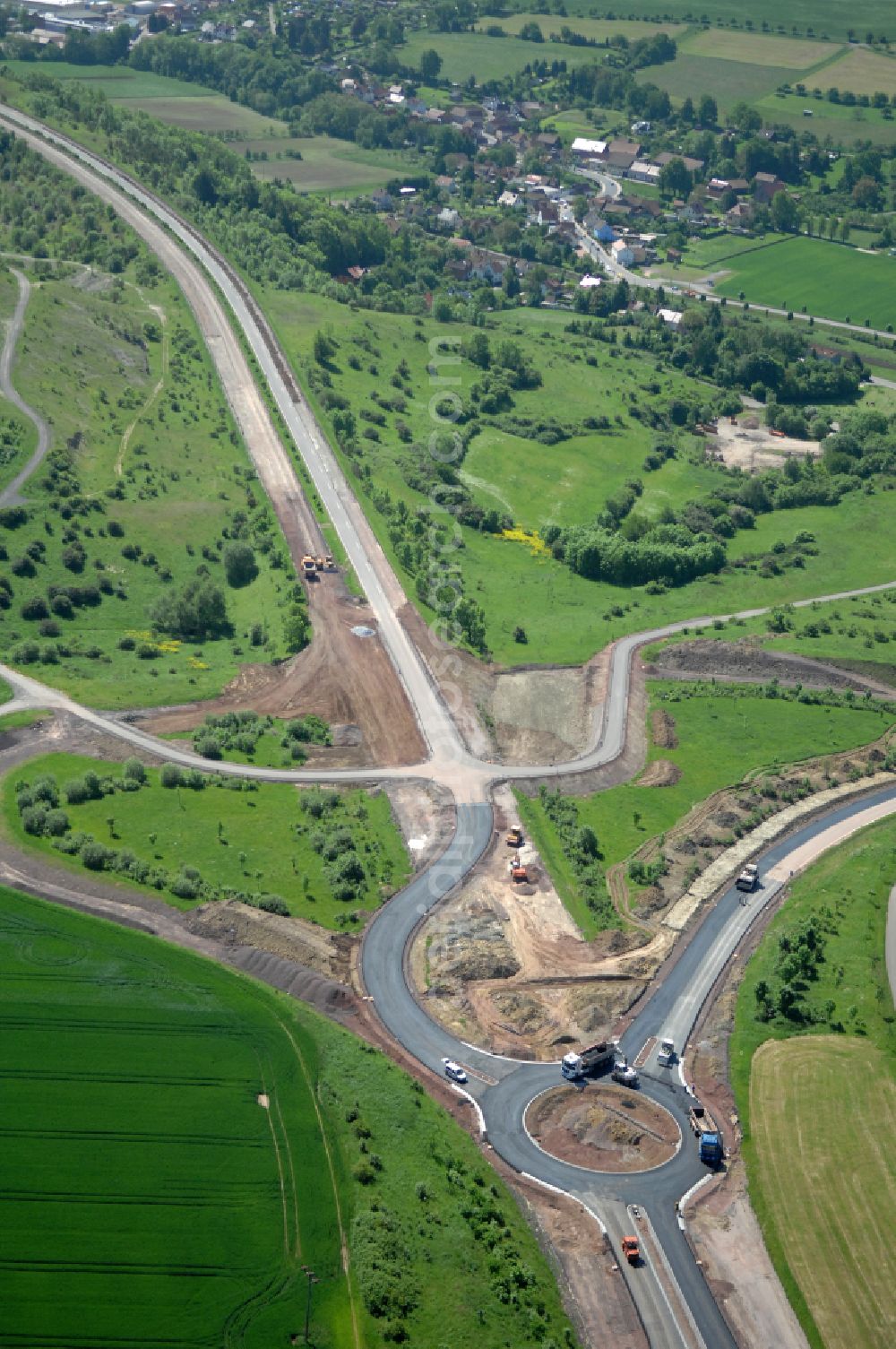 Wutha-Farnroda from above - Dismantling and renaturation of the old lanes of the motorway route and the route of the BAB A4 over the Hoerselberge on the L3007 road in Wutha-Farnroda in the Thuringian Forest in the state of Thuringia, Germany