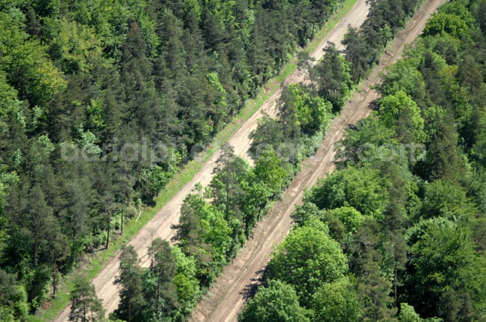 Aerial photograph Wutha-Farnroda - Dismantling and renaturation of the old lanes of the motorway route and the route of the BAB A4 over the Hoerselberge on the L3007 road in Wutha-Farnroda in the Thuringian Forest in the state of Thuringia, Germany