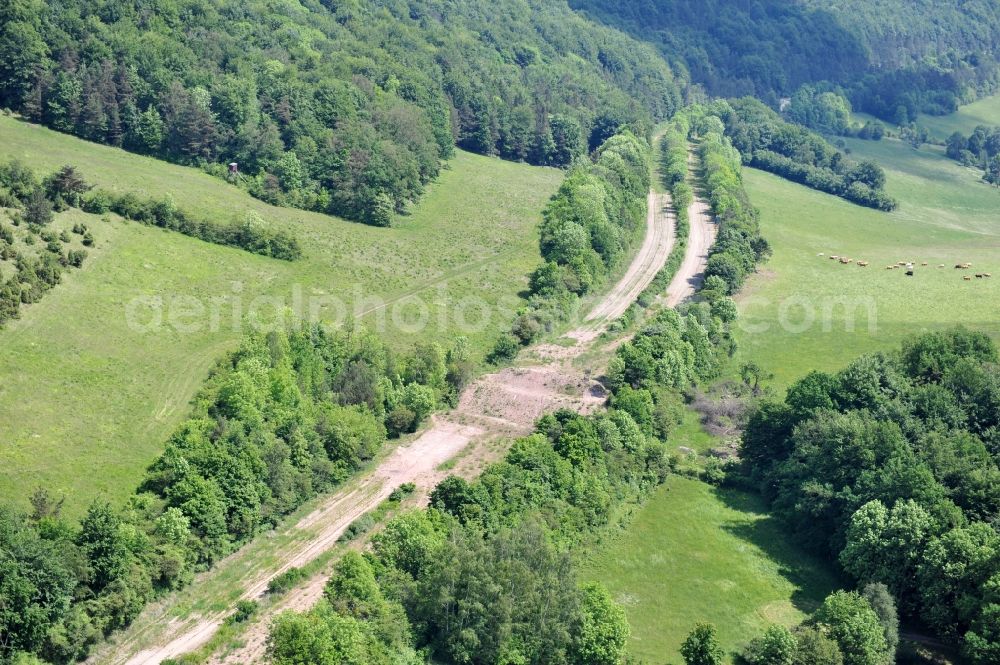 Aerial image Wutha-Farnroda - Dismantling and renaturation of the old lanes of the motorway route and the route of the BAB A4 over the Hoerselberge on the L3007 road in Wutha-Farnroda in the Thuringian Forest in the state of Thuringia, Germany