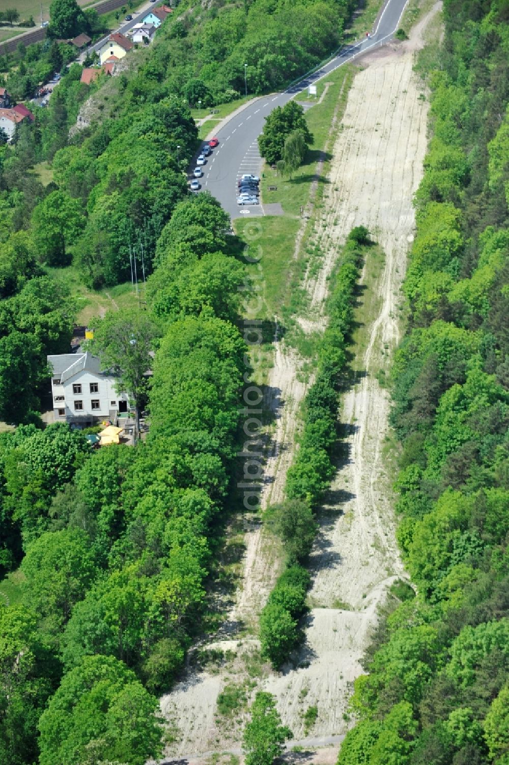 Aerial image Wutha-Farnroda - Dismantling and renaturation of the old lanes of the motorway route and the route of the BAB A4 over the Hoerselberge on the L3007 road in Wutha-Farnroda in the Thuringian Forest in the state of Thuringia, Germany