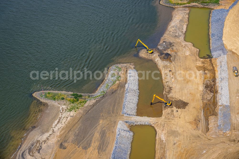 Eppinghoven from the bird's eye view: Renaturation measures on the shore areas of the river Emscher on Muendung in den Rhein in Eppinghoven at Ruhrgebiet in the state North Rhine-Westphalia, Germany