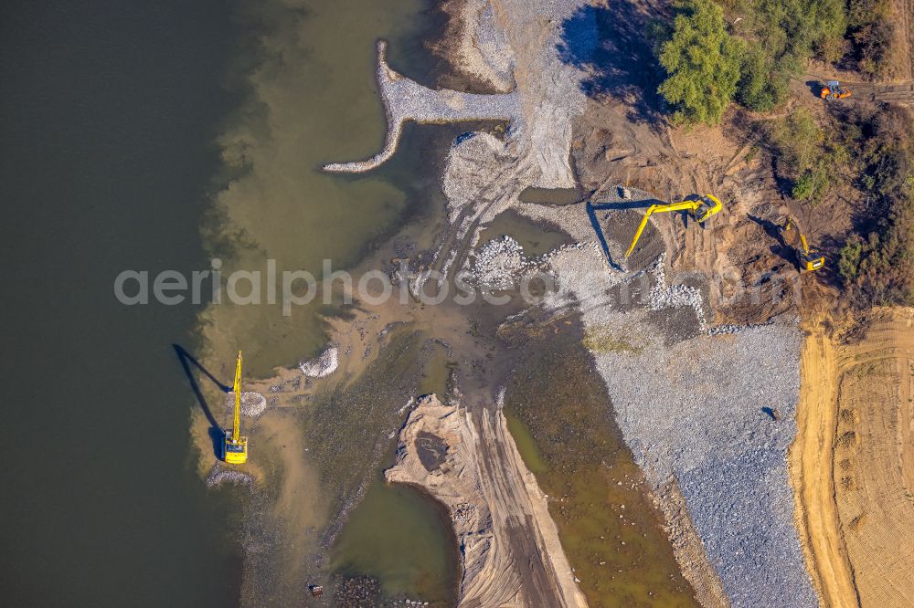 Eppinghoven from above - Renaturation measures on the shore areas of the river Emscher on Muendung in den Rhein on street Rheinaue in Eppinghoven at Ruhrgebiet in the state North Rhine-Westphalia, Germany