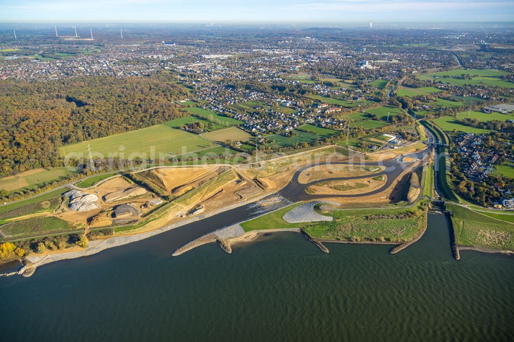 Aerial image Eppinghoven - Renaturation measures on the shore areas of the river Emscher on Muendung in den Rhein on street Rheinaue in Eppinghoven at Ruhrgebiet in the state North Rhine-Westphalia, Germany