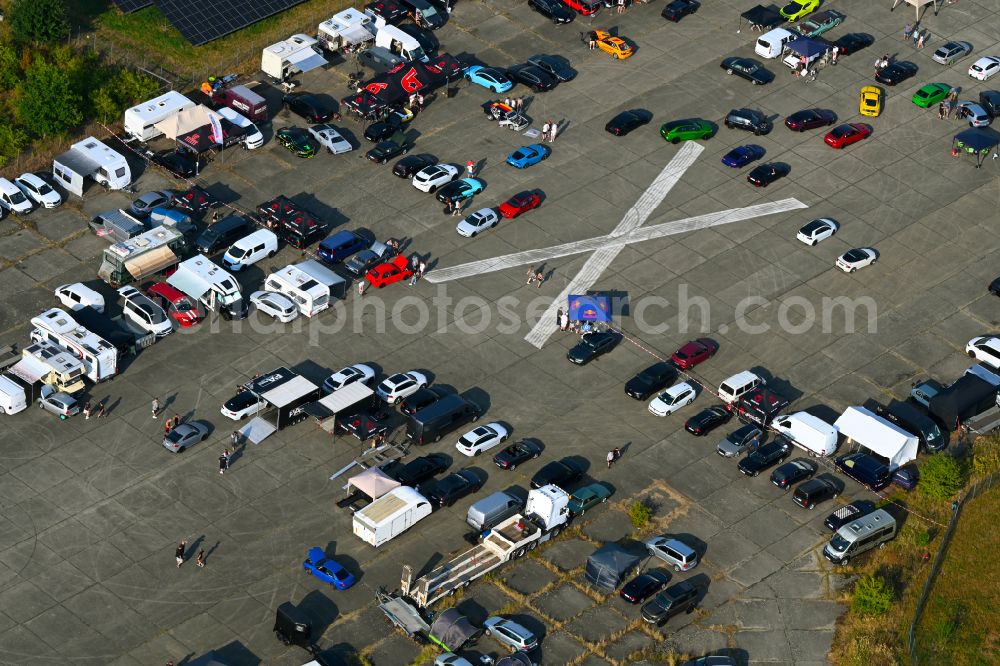 Werneuchen from the bird's eye view: Racing event for a car race on the runway of the airport with a quarter mile race in Werneuchen in the state Brandenburg, Germany