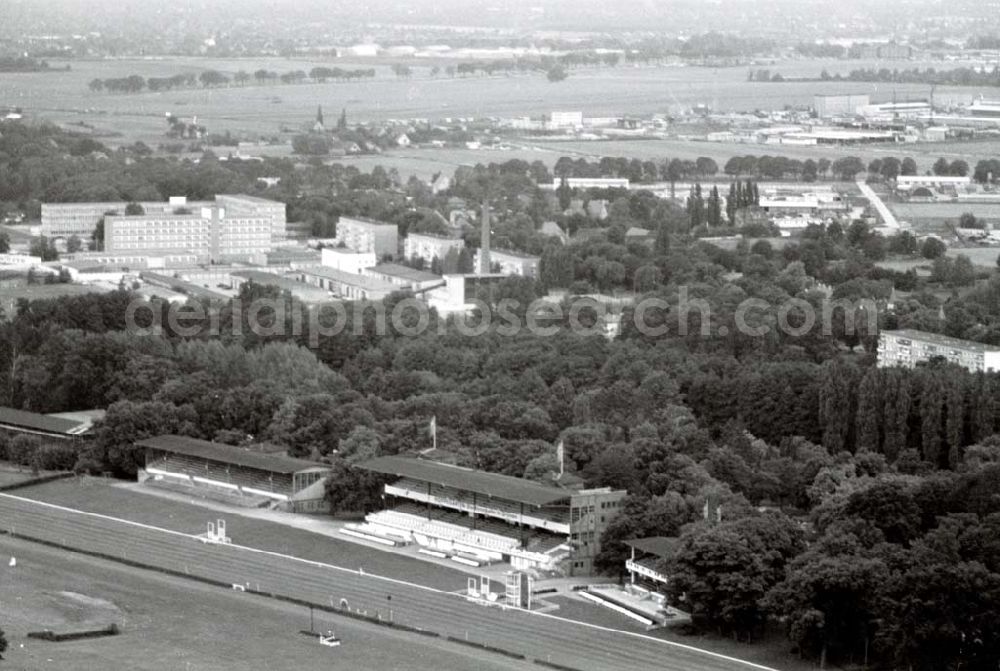 DAHLWITZ-HOPPEGARTEN / BRANDENBURG from above - Rennbahn in Berlin-Hoppegarten. 01.10.90