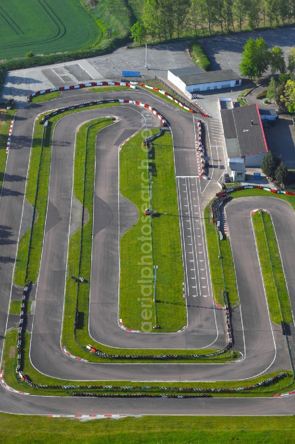 Belleben from above - Racetrack racecourse of Kartbahn Motodrom Belleben on Alslebener Strasse in Belleben in the state Saxony-Anhalt, Germany