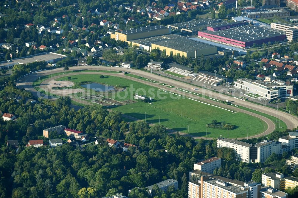 Aerial image Berlin - Racetrack racecourse Trabrennbahn Mariendorf on Mariendorfer Damm in Berlin, Germany