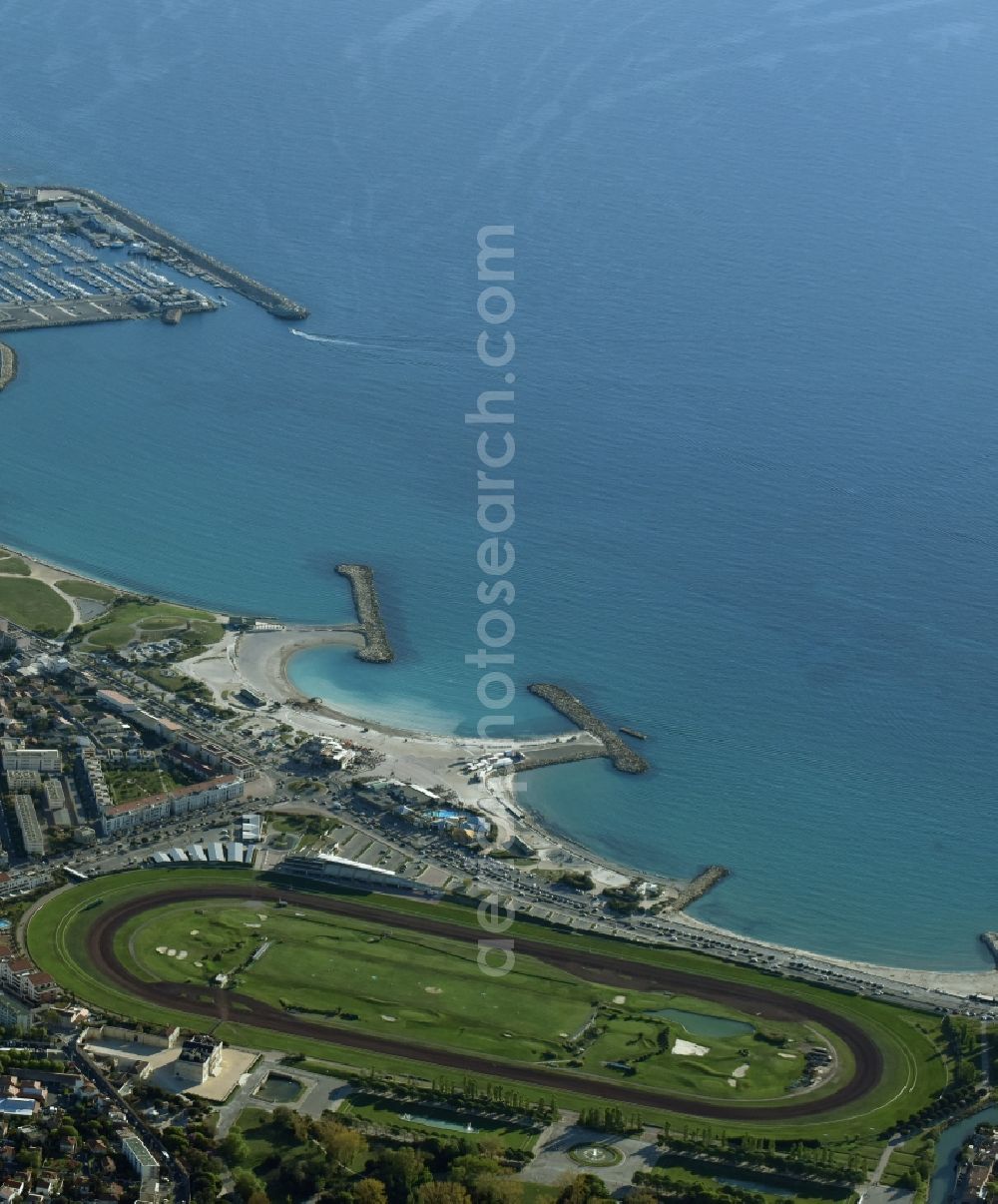 Marseille from the bird's eye view: Racetrack racecourse - trotting am Parc Borely in Marseille in Provence-Alpes-Cote d'Azur, France