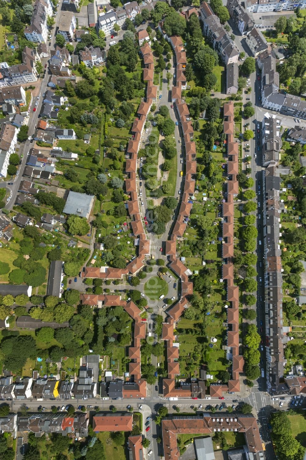 Mühlheim an der Ruhe from above - Renovation work on the Salian settlement Broich in Mülheim an der Ruhr in North Rhine-Westphalia