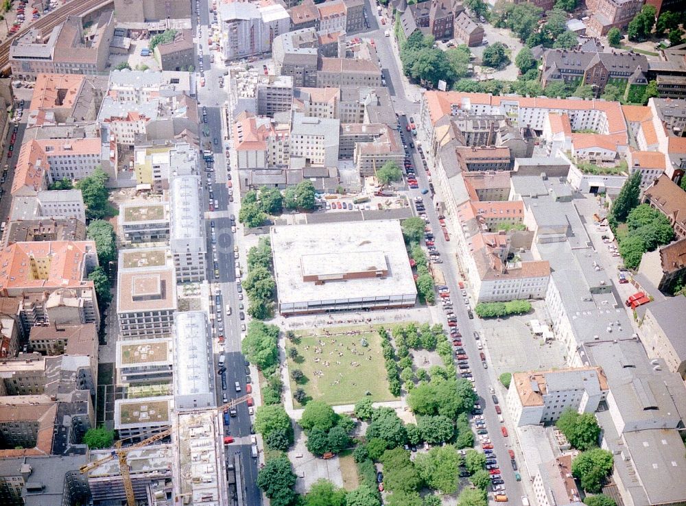 Aerial image Berlin - Office building Residenz on Deutschen Theater on Reinhardtstrasse in the district Mitte in Berlin, Germany