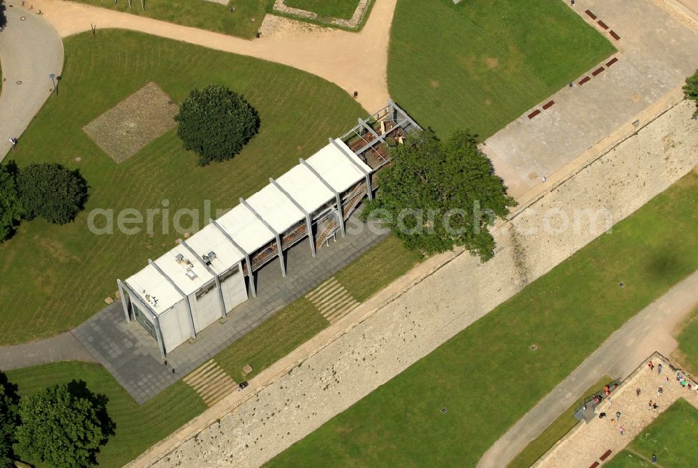 Aerial photograph Erfurt - On the site of the former fortress Petersberg in Erfurt in Thuringia is the Cafe Restaurant Bar Glashuette. In the modern building the Tourist Information Petersberg information is located