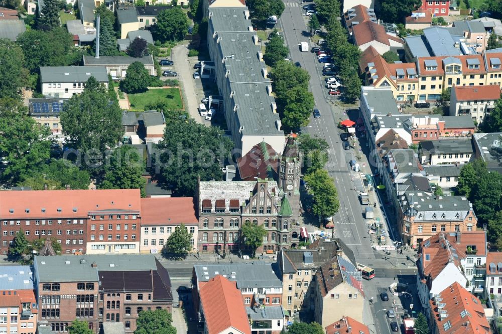 Aerial photograph Potsdam - Ratskeller Babelsberg and Kulturhaus Babelsberg at the Karl-Liebknecht-Strasse corner Rudolf-Breitscheid-Strasse near the S-Bahnhof Babelsberg in Potsdam