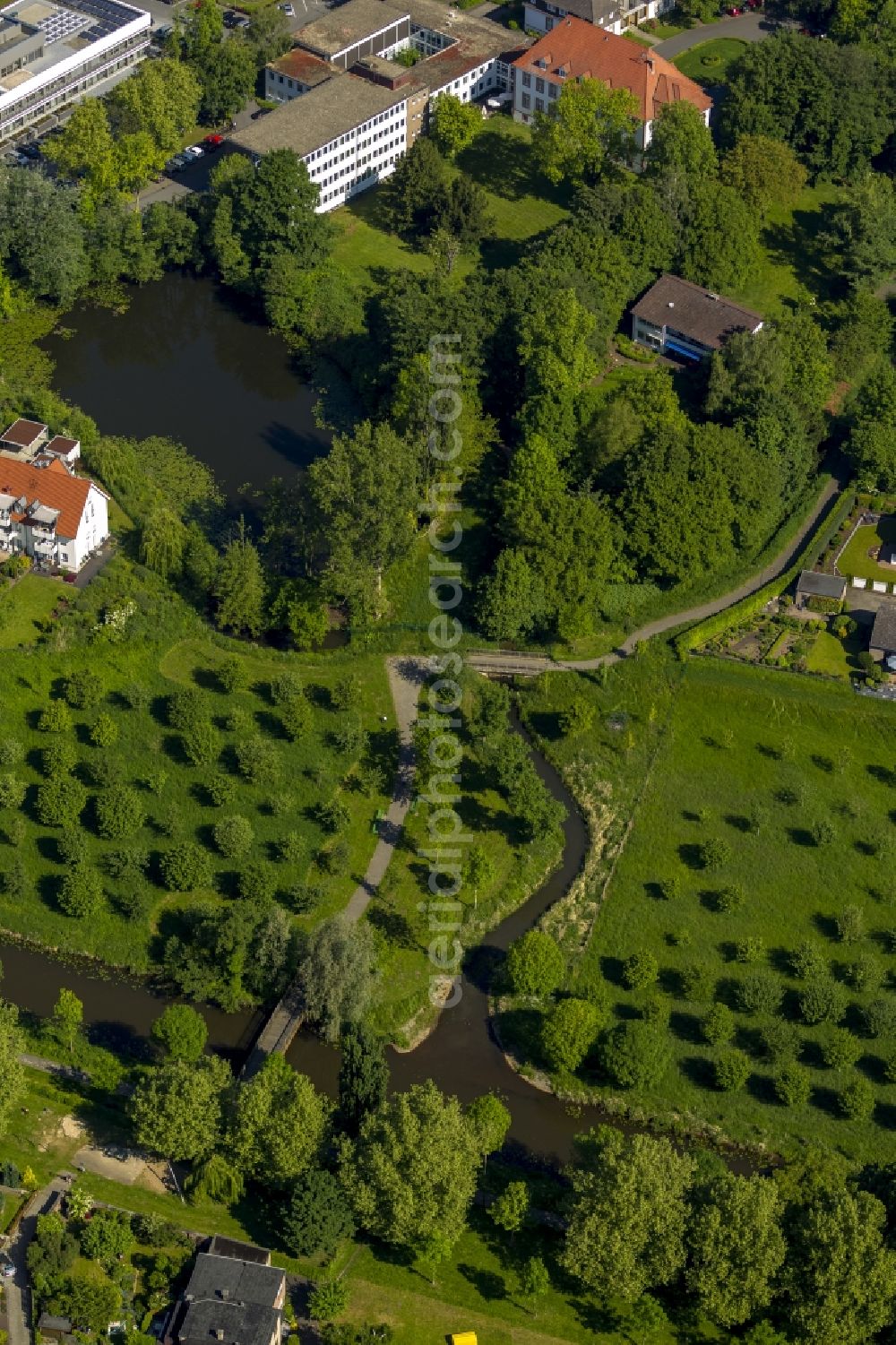 Aerial photograph Rheda-Wiedenbrück - Voew of the Reumont-Promenade on the Ems in Rheda-Wiedenbrueck in the state North Rhine-Westphalia