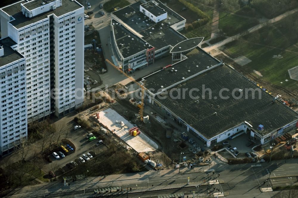 Berlin from above - Revitalization and expansion construction at the building complex of the shopping center Am Anger on Allee der Kosmonauten destrict Marzahn in Berlin in Germany