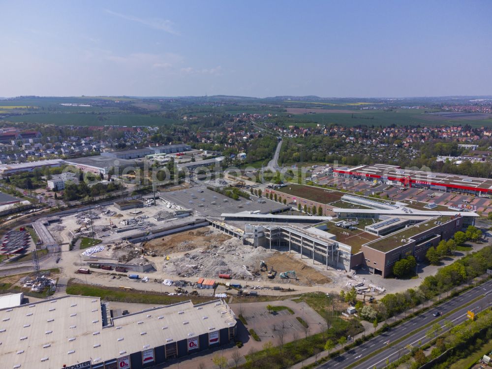 Aerial photograph Dresden - Revitalization and expansion construction at the building complex of the shopping center Kaufpark Dresden on street Dohnaer Strasse in the district Lockwitz in Dresden in the state Saxony, Germany