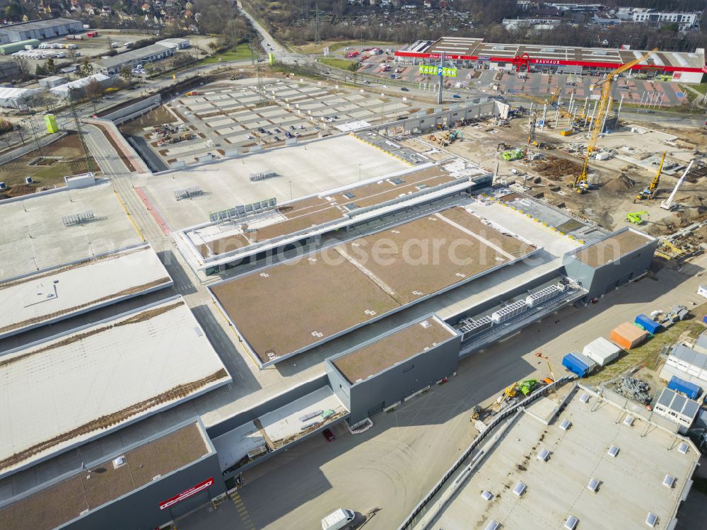 Aerial photograph Dresden - Revitalization and expansion construction at the building complex of the shopping center Kaufpark Dresden on street Dohnaer Strasse in the district Lockwitz in Dresden in the state Saxony, Germany