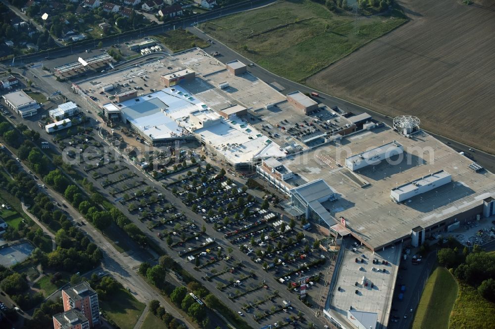 Aerial image Ahrensfelde - Revitalization and expansion construction at the building complex of the shopping center KaufPark Eiche der Unibail-Rodamco Germany GmbH in Ahrensfelde in the state Brandenburg