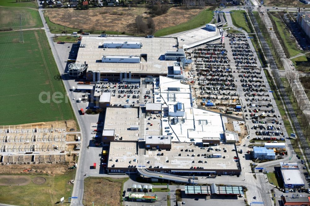 Aerial image Eiche - Revitalization and expansion construction at the building complex of the shopping center KaufPark Eiche der Unibail-Rodamco Germany GmbH in Ahrensfelde in the state Brandenburg