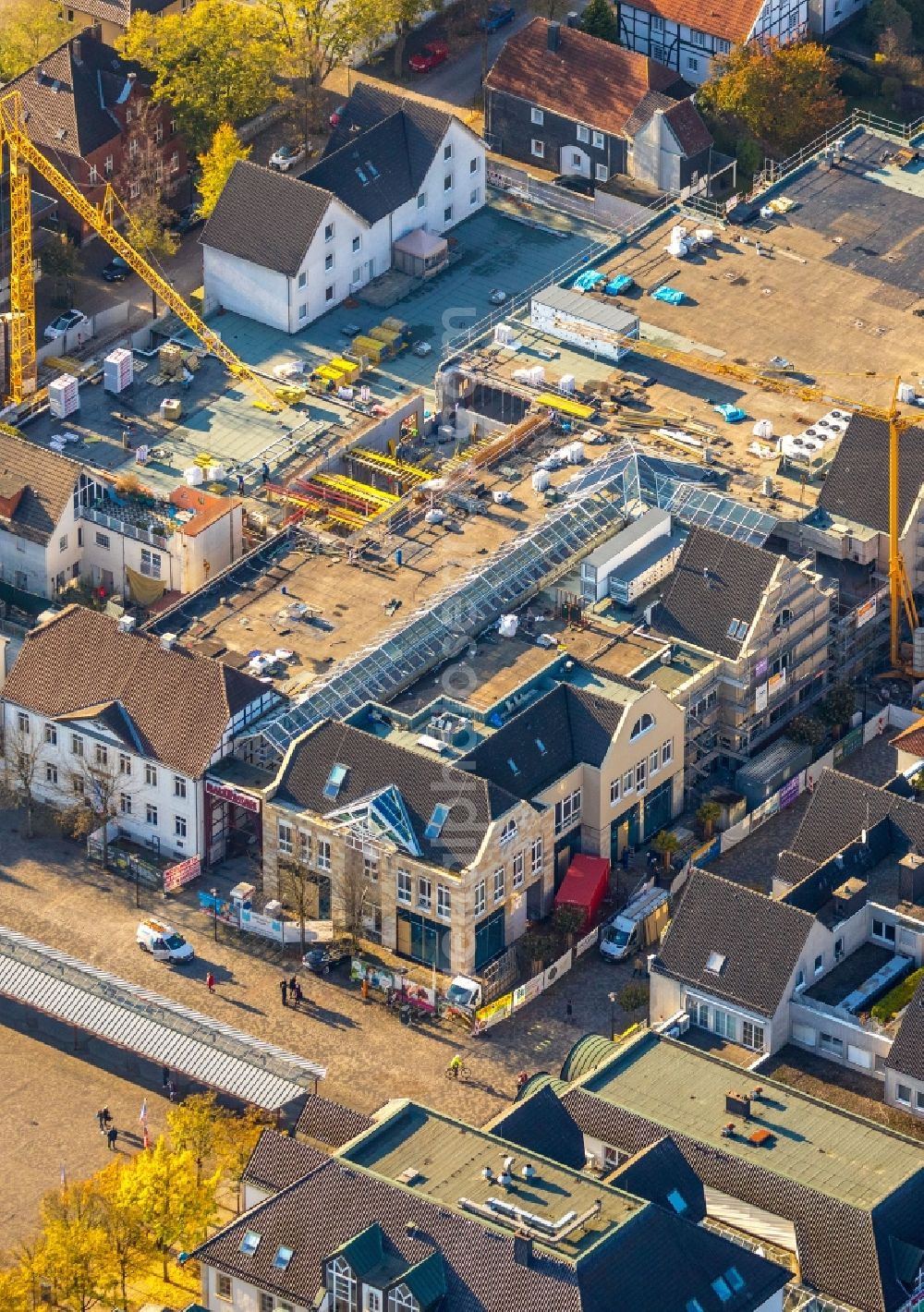 Arnsberg from above - Revitalization and expansion construction at the building complex of the shopping center Marktpassage on Neheimer Markt in the district Neheim in Arnsberg in the state North Rhine-Westphalia, Germany